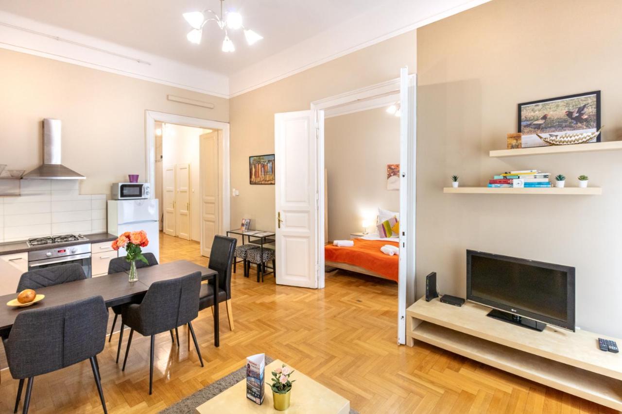 Orangehomes Kalvin Sq 2 Bedroom Apartment Budapest Eksteriør bilde