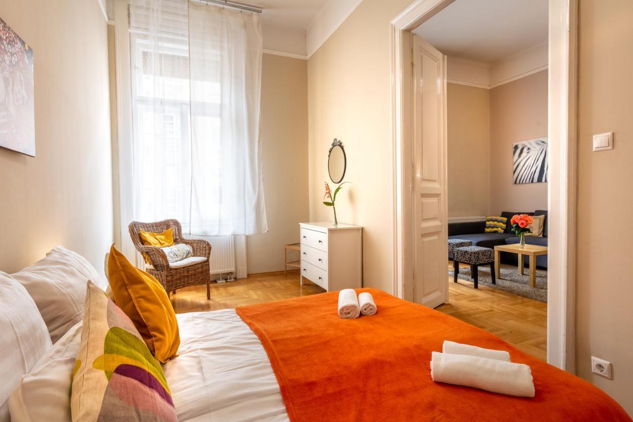 Orangehomes Kalvin Sq 2 Bedroom Apartment Budapest Eksteriør bilde