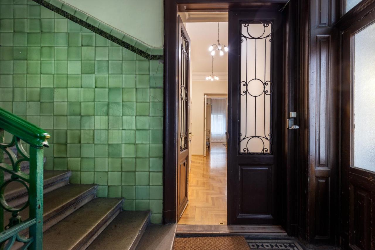 Orangehomes Kalvin Sq 2 Bedroom Apartment Budapest Eksteriør bilde